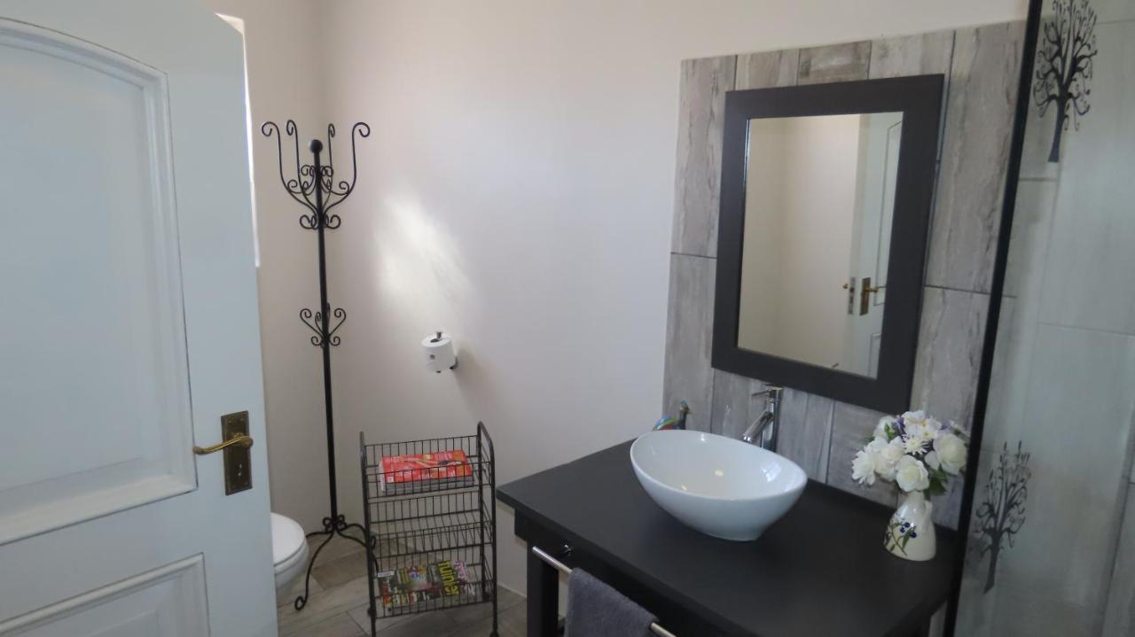 Anchorage Inn Guesthouse Montagu Bagian luar foto